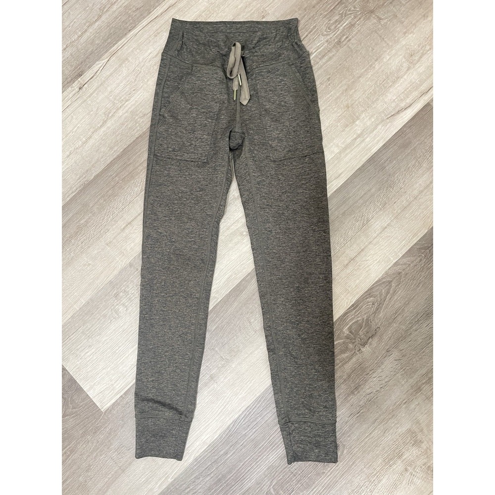 Aerie Chill Play Move Size Small Gym/Walking Leggings Joggers Grey